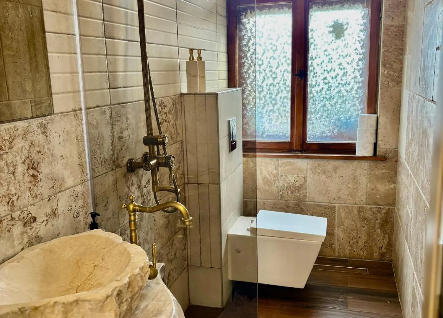 City Center Stylish 3 Bedroom Apartment Sofia
