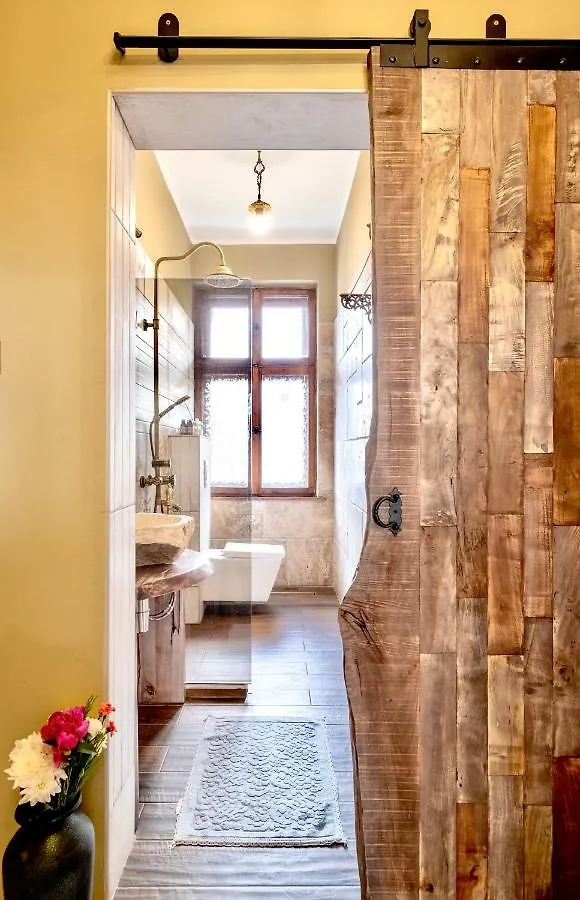 City Center Stylish 3 Bedroom Apartment Sofia Bulgarije